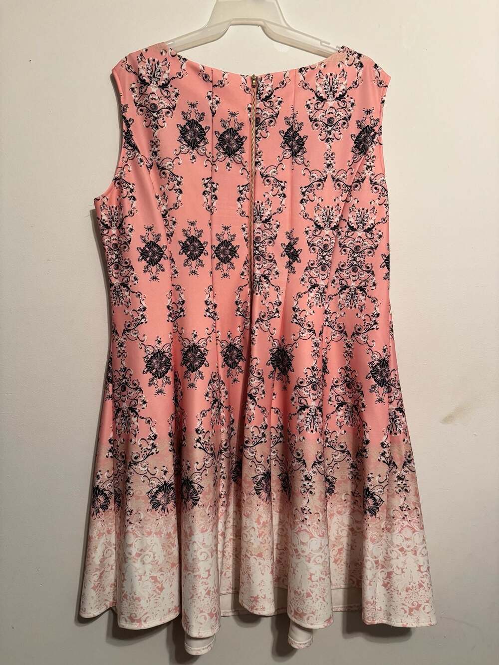 Julian Taylor New York Pink Damask Print Sleeveless Dress Size 22W - Picture 2 of 3